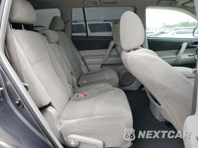 Zdjęcie 10 z 12 samochodu: 2013 TOYOTA HIGHLANDER BASE VIN:5TDBK3EH4DS250198 - miniatura