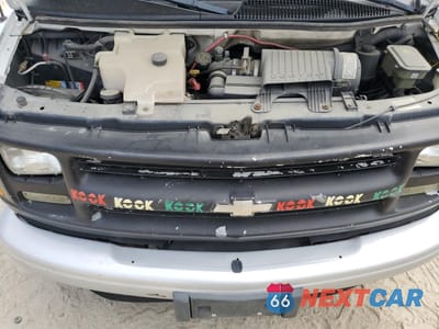 Zdjęcie 11 z 12 samochodu: 2002 CHEVROLET EXPRESS G3500 VIN:1GCHG39R421236116 - miniatura