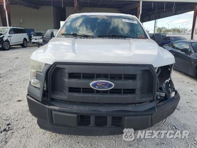 Piąte zdjęcie samochodu w środku: 2015 FORD F150 SUPER CAB VIN:1FTEX1CP8FKD93842 - miniatura