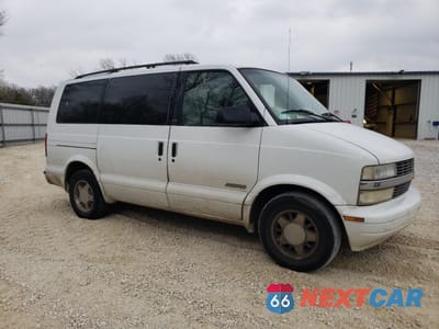 Czwarte zdjęcie samochodu z boku: 2000 CHEVROLET ASTRO VIN:1GNDM19W5YB181073 - miniatura