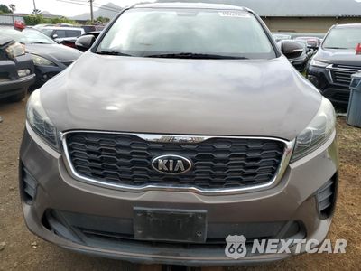 Piąte zdjęcie samochodu w środku: 2019 KIA SORENTO VIN:0LDL0TNUM79353583 - miniatura