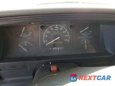 Zdjęcie 8 z 10 samochodu: 1996 FORD ECONOLINE VIN:1FDKE30G0SHB47556 - miniatura