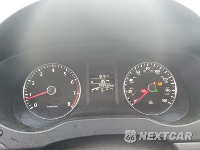 Zdjęcie 9 z 12 samochodu: 2013 VOLKSWAGEN JETTA SE VIN:3VWDP7AJ1DM427541 - miniatura
