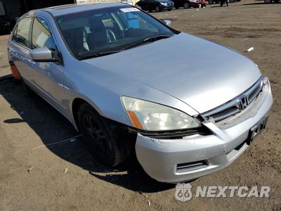 Czwarte zdjęcie samochodu z boku: 2006 HONDA ACCORD EX VIN:1HGCM56886A168985 - miniatura