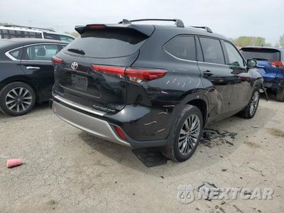 Trzecie zdjęcie samochodu z tyłu: 2021 TOYOTA HIGHLANDER PLATINUM VIN:5TDFZRBH1MS093539 - miniatura