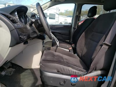 Zdjęcie 7 z 14 samochodu: 2018 DODGE GRAND CARAVAN SE VIN:2C4RDGBG3JR296167 - miniatura