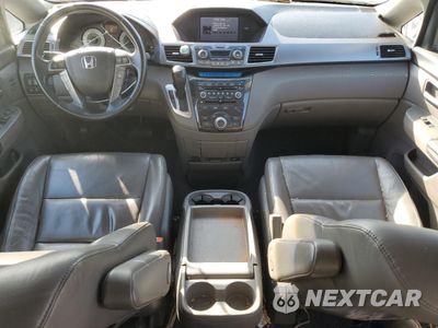 Zdjęcie 8 z 13 samochodu: 2011 HONDA ODYSSEY TOURING VIN:5FNRL5H99BB039706 - miniatura