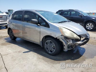 Czwarte zdjęcie samochodu z boku: 2009 HONDA FIT VIN:JHMGE88249S012608 - miniatura