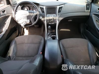 Zdjęcie 8 z 14 samochodu: 2013 HYUNDAI SONATA SE VIN:5NPEC4AC4DH586062 - miniatura