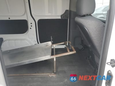Zdjęcie 11 z 14 samochodu: 2015 NISSAN NV200 2.5S VIN:3N6CM0KN5FK703621 - miniatura