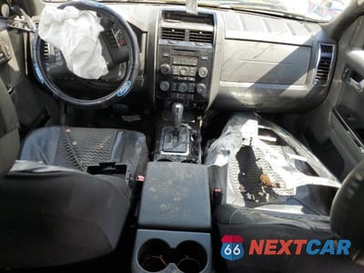 Zdjęcie 8 z 13 samochodu: 2011 FORD ESCAPE LIMITED VIN:1FMCU0EGXBKC29070 - miniatura