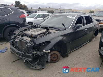 2015 INFINITI Q70L 5.6 JN1AY1PP3FM170086 - główne zdjęcie licytacji z USA - miniatura