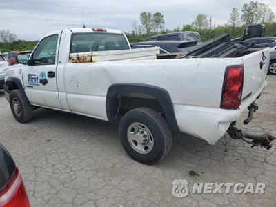Drugie zdjęcie samochodu z przodu: 2003 CHEVROLET SILVERADO C2500 HEAVY DUTY VIN:1GCHC24U43E318732 - miniatura