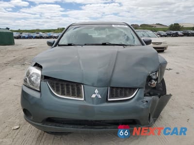 Piąte zdjęcie samochodu w środku: 2005 MITSUBISHI GALANT ES HIGH VIN:4A3AB46F45E016209 - miniatura