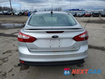 Zdjęcie 6 z 12 samochodu: 2012 FORD FOCUS SE VIN:1FAHP3F27CL448270 - miniatura
