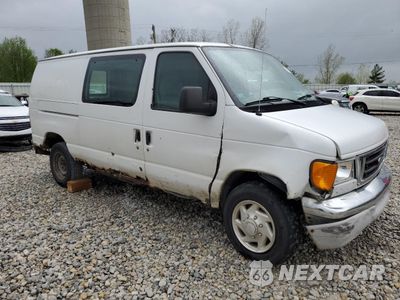 Czwarte zdjęcie samochodu z boku: 2004 FORD ECONOLINE E250 VAN VIN:1FTNE24L34HA26154 - miniatura