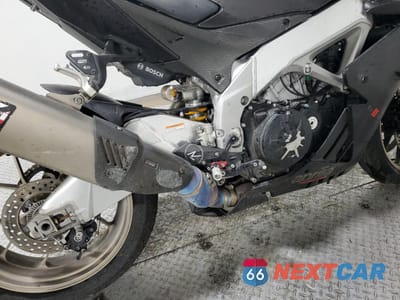 Zdjęcie 9 z 11 samochodu: 2019 APRILIA RSV4 1100 VIN:ZD4KEUA00KS000186 - miniatura