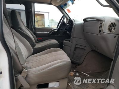 Zdjęcie 7 z 13 samochodu: 2000 CHEVROLET ASTRO VIN:1GNDM19W5YB181073 - miniatura