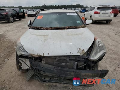Piąte zdjęcie samochodu w środku: 2016 HYUNDAI VELOSTER TURBO VIN:KMHTC6AE9GU282493 - miniatura