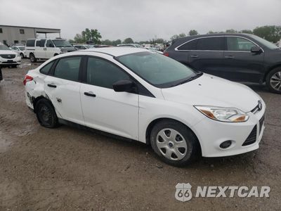 Czwarte zdjęcie samochodu z boku: 2013 FORD FOCUS S VIN:1FADP3E29DL381642 - miniatura