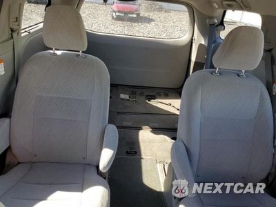 Zdjęcie 10 z 13 samochodu: 2018 TOYOTA SIENNA LE VIN:5TDJZ3DC1JS201260 - miniatura