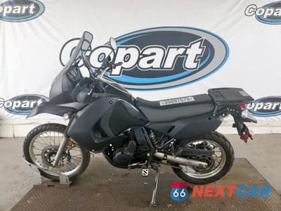 Trzecie zdjęcie samochodu z tyłu: 2011 KAWASAKI KL650 E VIN:JKAKLEE17BDA37974 - miniatura