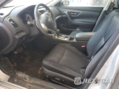 Zdjęcie 7 z 14 samochodu: 2016 NISSAN ALTIMA 2.5 VIN:1N4AL3AP1GC272662 - miniatura