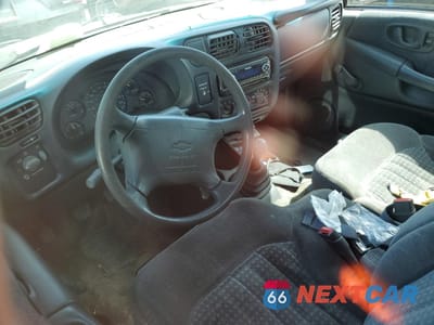 Zdjęcie 7 z 12 samochodu: 1998 CHEVROLET S TRUCK S10 VIN:1GCCS1447WK132955 - miniatura