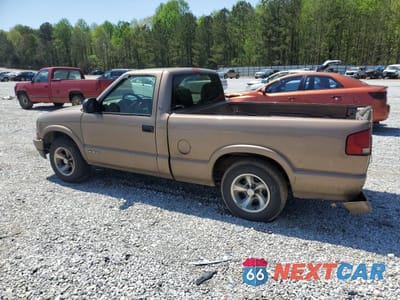 Drugie zdjęcie samochodu z przodu: 2002 CHEVROLET S TRUCK S10 VIN:1GCCS14W728168458 - miniatura