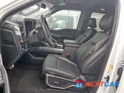 Zdjęcie 7 z 14 samochodu: 2023 FORD F350 SUPER DUTY VIN:1FT8W3DT0PED51429 - miniatura