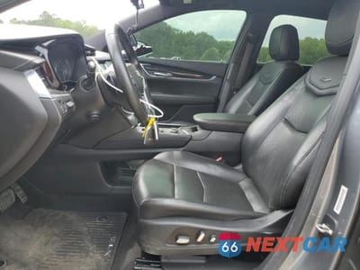 Zdjęcie 7 z 14 samochodu: 2021 CADILLAC XT5 PREMIUM LUXURY VIN:1GYKNCR41MZ116000 - miniatura