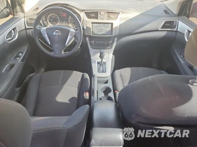 Zdjęcie 8 z 14 samochodu: 2015 NISSAN SENTRA S VIN:3N1AB7AP3FY219779 - miniatura