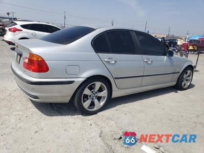 Trzecie zdjęcie samochodu z tyłu: 2002 BMW 325 I VIN:WBAAV33471FU96948 - miniatura