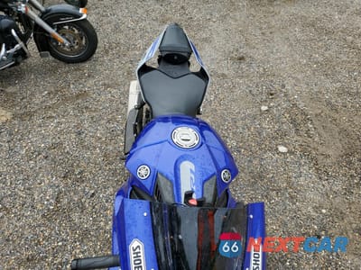 Piąte zdjęcie samochodu w środku: 2020 YAMAHA YZFR1 VIN:JYARN66E6LA000786 - miniatura