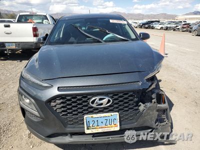 Piąte zdjęcie samochodu w środku: 2019 HYUNDAI KONA SE VIN:KM8K12AA4KU227675 - miniatura