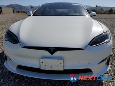 Piąte zdjęcie samochodu w środku: 2022 TESLA MODEL S VIN:5YJSA1E69NF479505 - miniatura