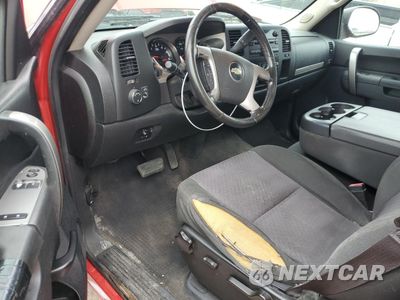 Zdjęcie 8 z 14 samochodu: 2013 CHEVROLET SILVERADO K1500 LT VIN:1GCNKSE01DZ350890 - miniatura