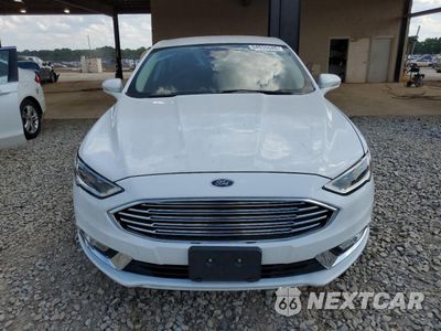 Piąte zdjęcie samochodu w środku: 2018 FORD FUSION SE HYBRID VIN:3FA6P0LU6JR129937 - miniatura
