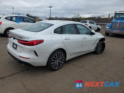 Trzecie zdjęcie samochodu z tyłu: 2021 BMW 228XI VIN:WBA73AK07M7J58502 - miniatura