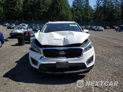 Piąte zdjęcie samochodu w środku: 2016 KIA SORENTO LX VIN:5XYPG4A39GG057652 - miniatura
