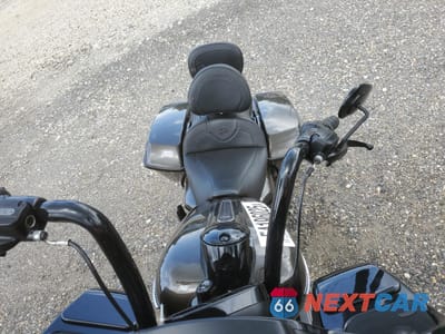 Piąte zdjęcie samochodu w środku: 2020 HARLEY-DAVIDSON FLTRXS VIN:1HD1KTP11LB664314 - miniatura