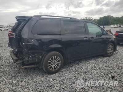 Trzecie zdjęcie samochodu z tyłu: 2020 TOYOTA SIENNA XLE VIN:5TDYZ3DC5LS025122 - miniatura