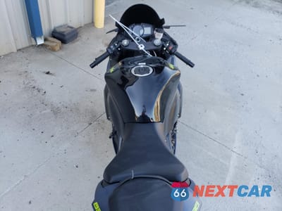 Zdjęcie 6 z 9 samochodu: 2023 KAWASAKI ZX636 K VIN:JKBZXJH10PA016893 - miniatura