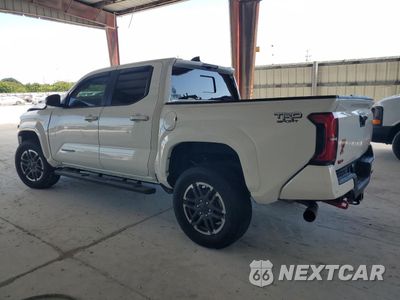 Drugie zdjęcie samochodu z przodu: 2024 TOYOTA TACOMA DOUBLE CAB VIN:3TYKB5FN9RT012164 - miniatura