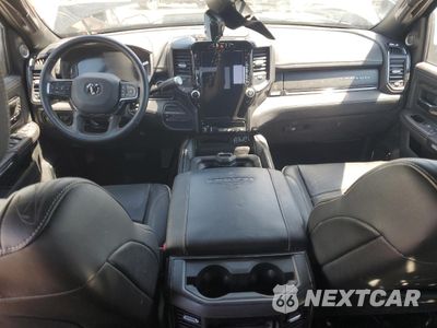 Zdjęcie 8 z 12 samochodu: 2023 RAM 2500 LIMITED VIN:3C6UR5TL3PG568606 - miniatura