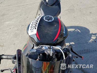 Piąte zdjęcie samochodu w środku: 2023 KAWASAKI ZX636 K VIN:JKBZXJH16PA015067 - miniatura