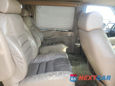 Zdjęcie 11 z 13 samochodu: 2002 GMC SAFARI XT VIN:1GDDM19X72B508268 - miniatura