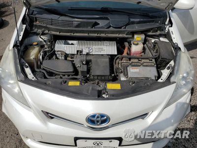 Zdjęcie 11 z 13 samochodu: 2012 TOYOTA PRIUS V VIN:JTDZN3EU2C3057776 - miniatura