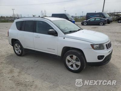 Czwarte zdjęcie samochodu z boku: 2015 JEEP COMPASS SPORT VIN:1C4NJCBB8FD110895 - miniatura