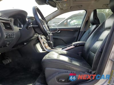 Zdjęcie 7 z 12 samochodu: 2015 VOLVO XC70 T6 PREMIER+ VIN:YV4902NC4F1192528 - miniatura